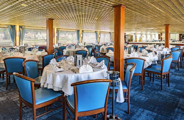 CroisiEurope MS Monet Restaurant 5 ©Corinne Cotard.jpg